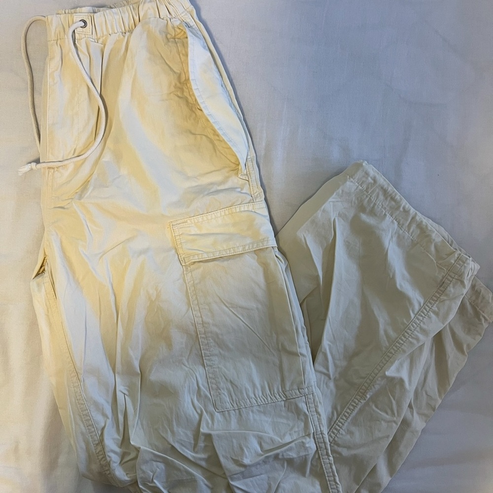 TNA Cream Cargo Pants Relaxed Fit Lightweight
